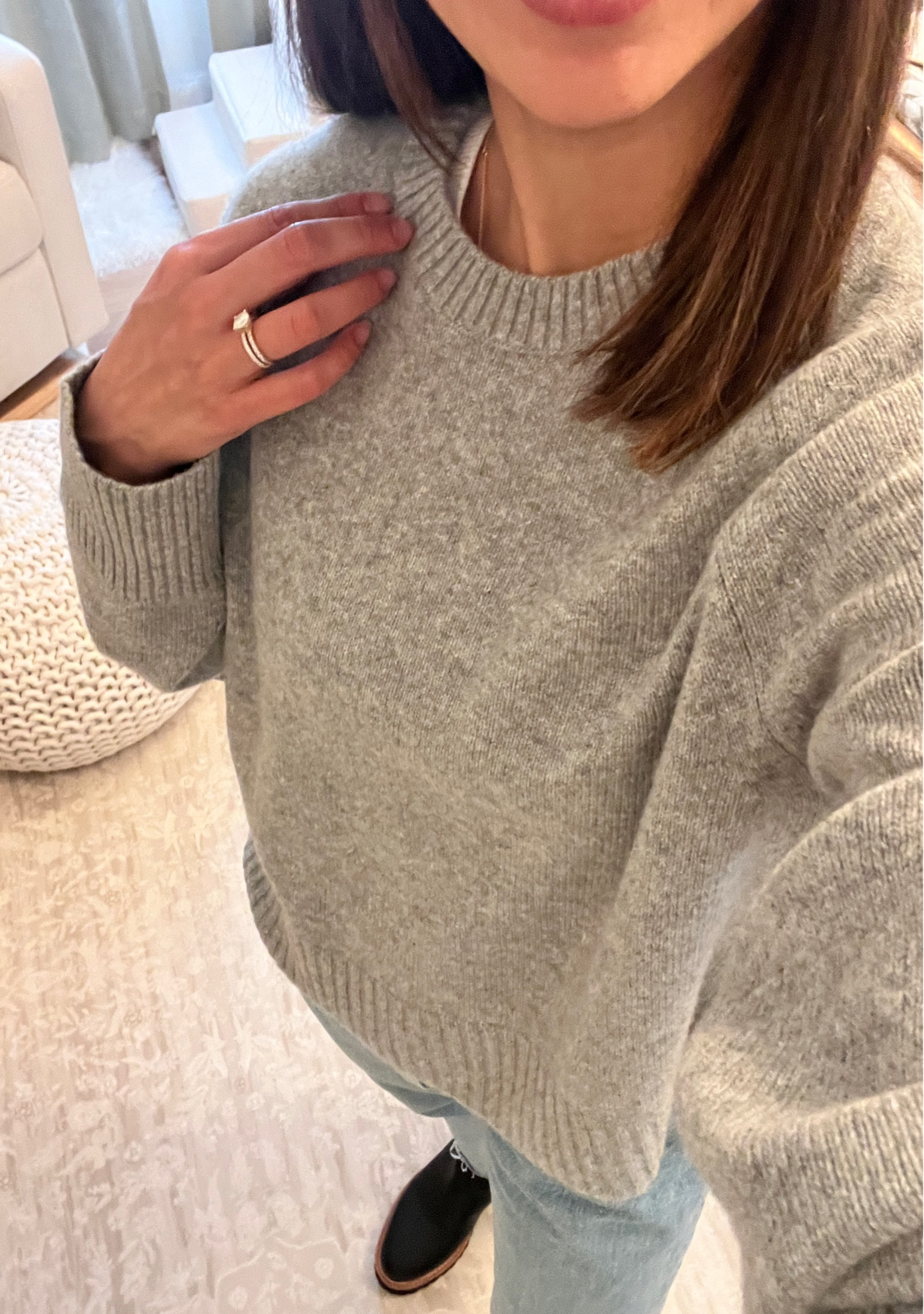 Cozy chic cashmere crewneck sweater 

#LTKSeasonal