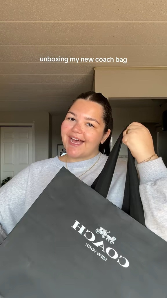 my new coach bag!!



#LTKPlusSize