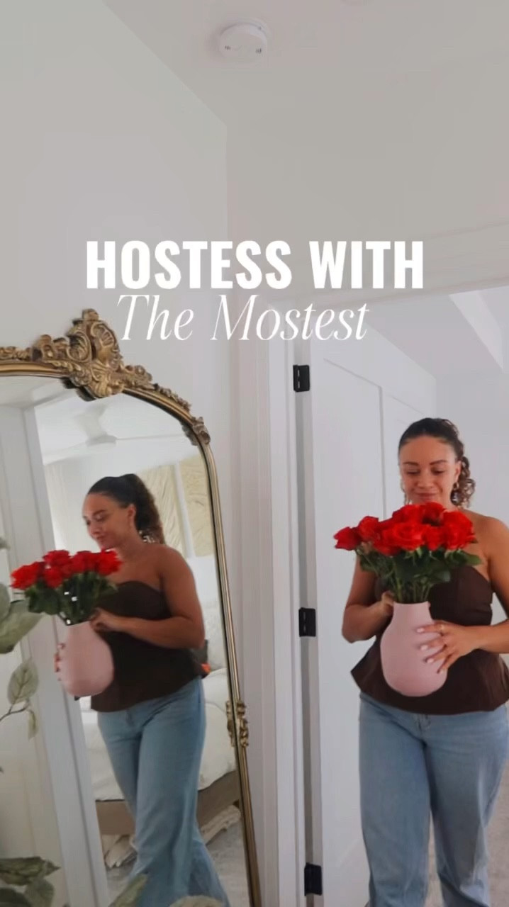 How to make your flowers last much longer! If you’re hosting for the holidays, fresh flowers are a must💐

#LTKHoliday #LTKVideo #LTKHome