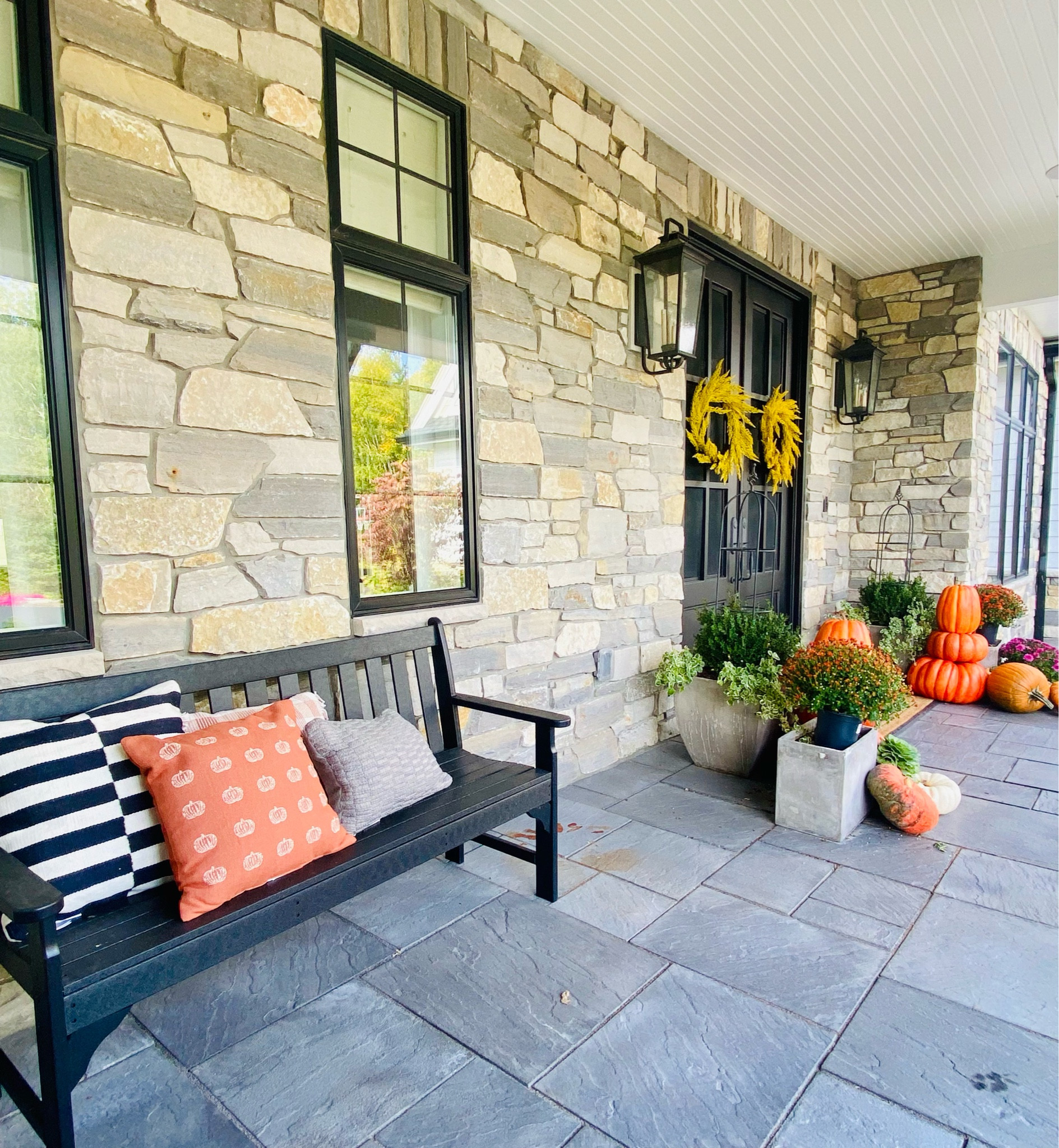 Love Fall porches!🧡

#LTKSeasonal #LTKhome