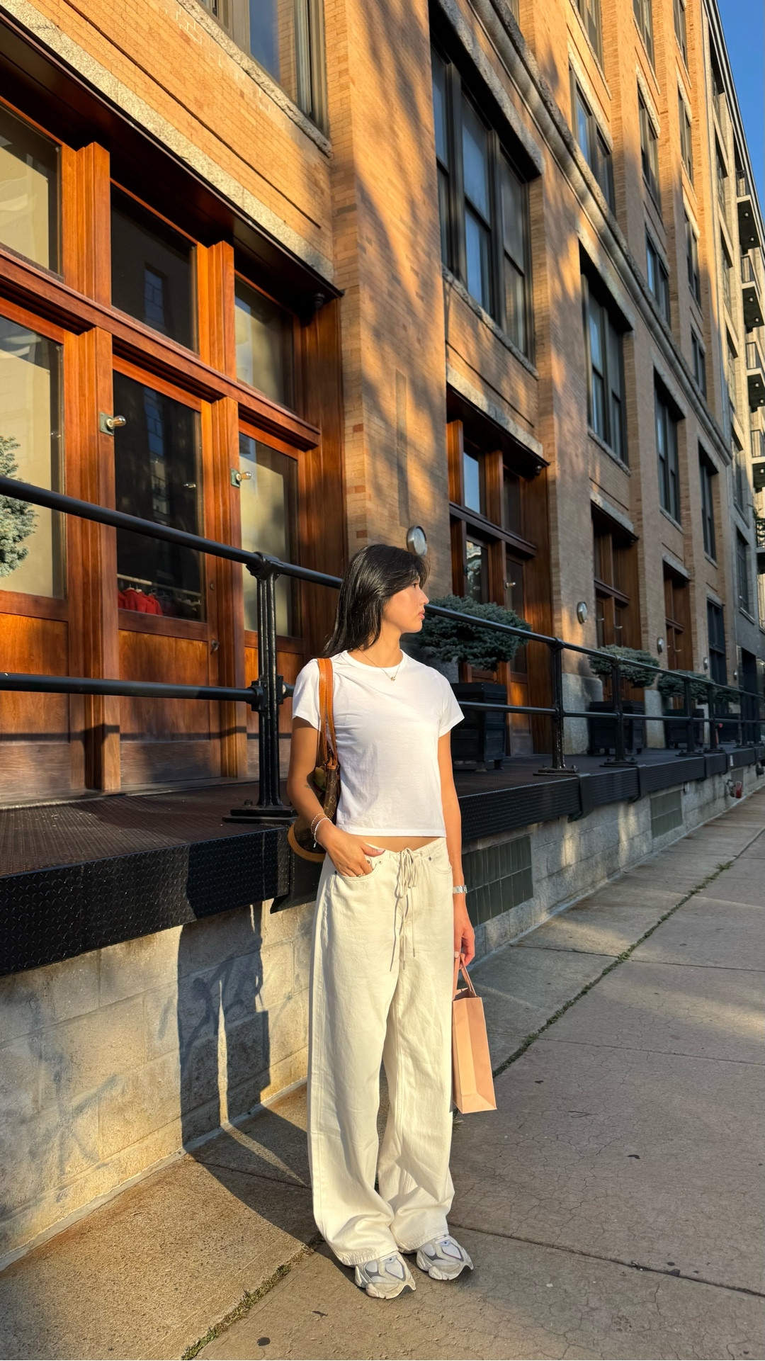 casual simple outfit 🤍

#LTKSeasonal #LTKStyleTip #LTKTravel