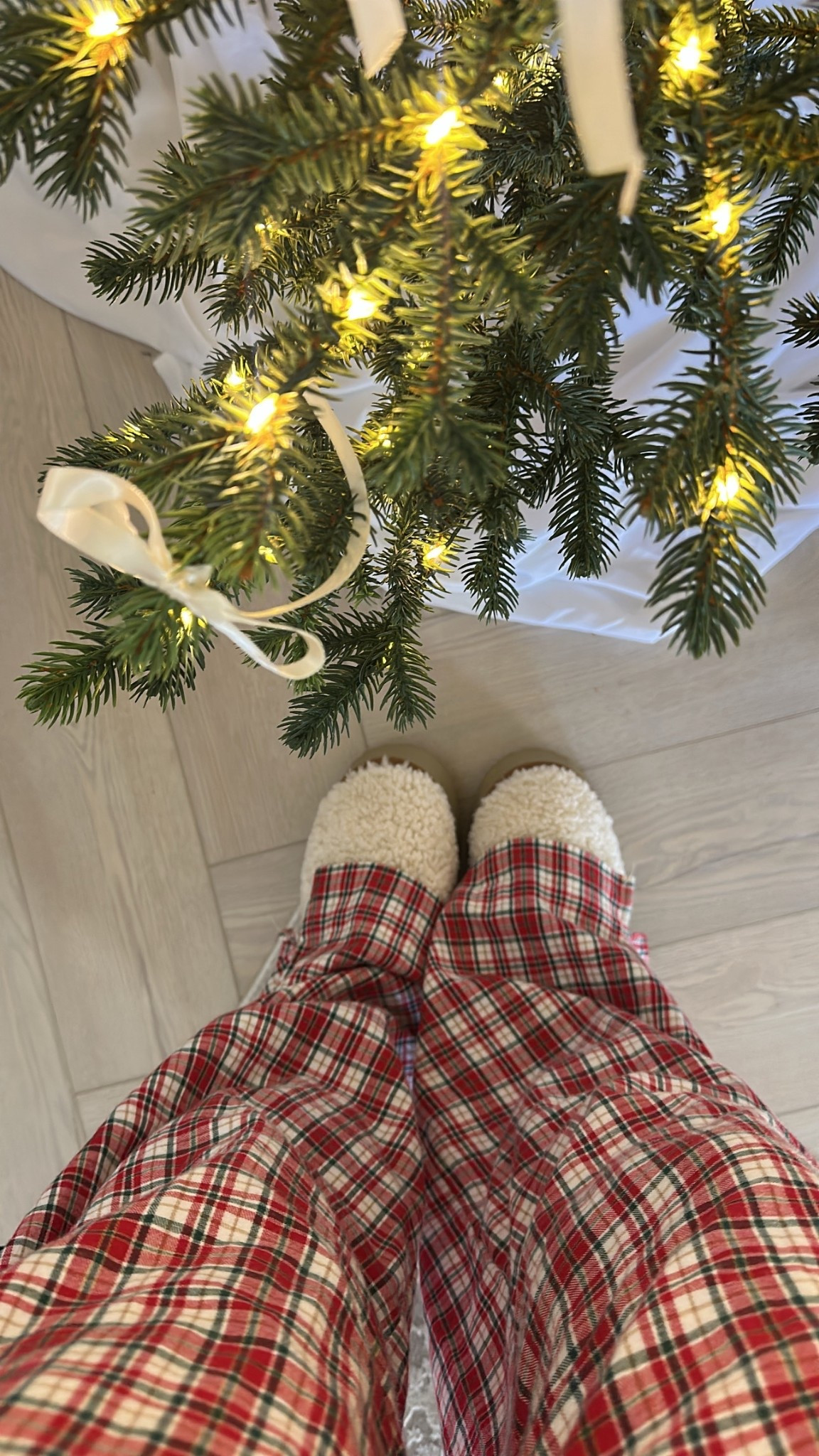 The coziest platform slipper shoes—they have a regular sole so can be worn inside or outside. So warm and cozy.

#LTKShoeCrush #LTKFindsUnder50 #LTKStyleTip