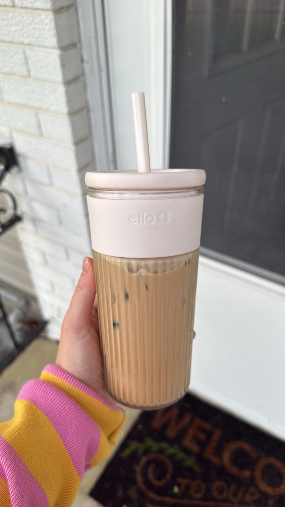 The perfect cup for iced coffee to go! Glass cup with no wooden lid, easy washable silicone lid! 

#glasscup #glassware #icedcoffeecup

#LTKmorningroutine #LTKHome #LTKfoodie