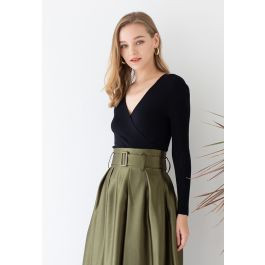 Glam V-neck Ribbed Top in Black | Chicwish