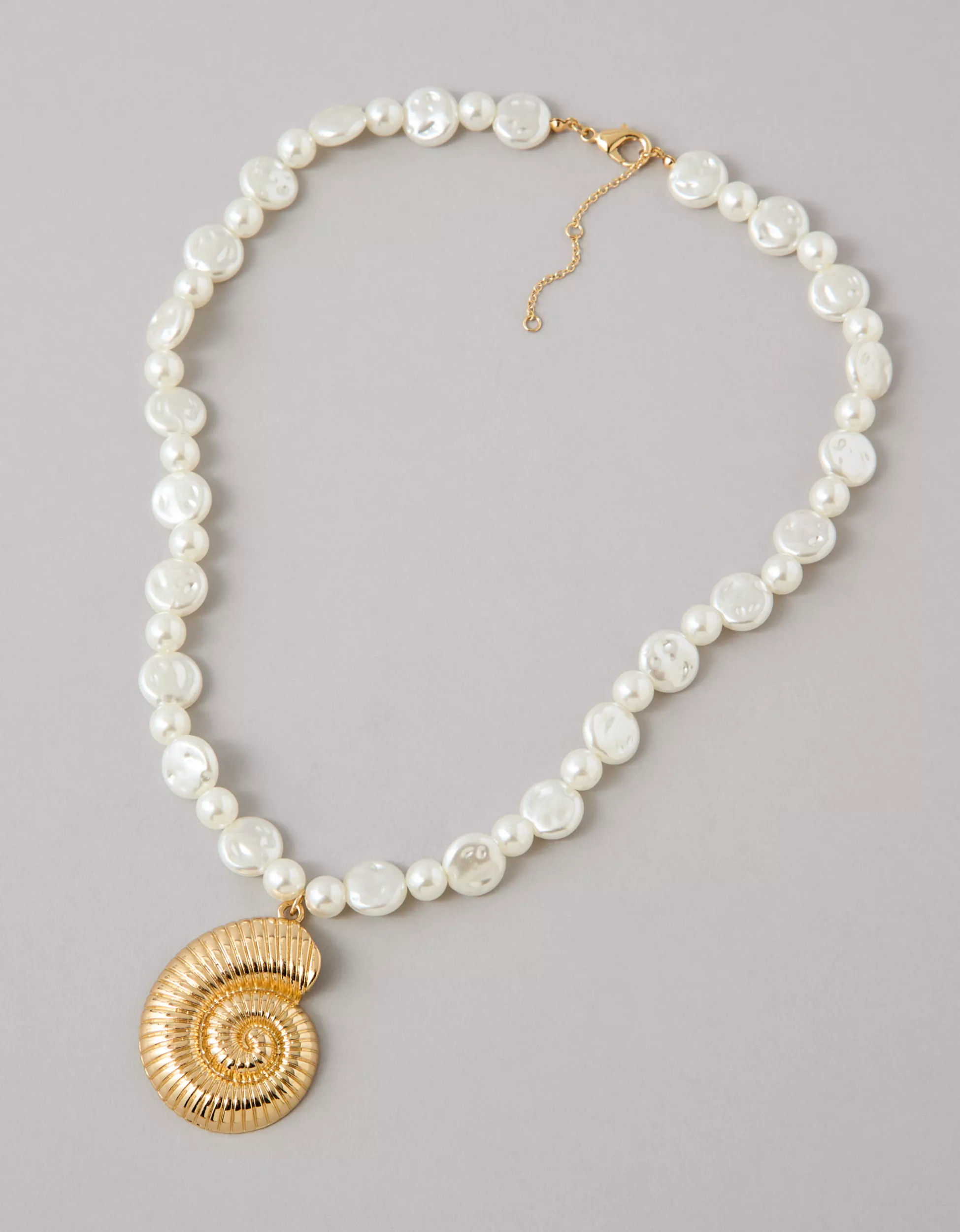 AE Faux Pearl & Shell Necklace | American Eagle Outfitters (US & CA)