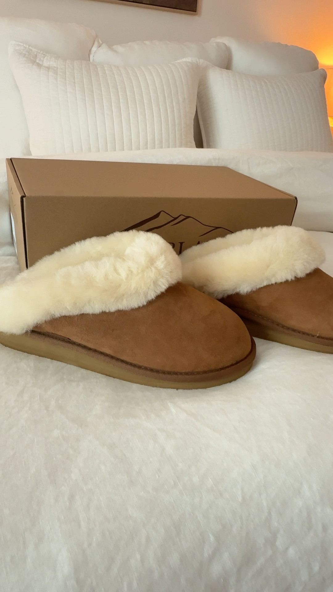 T he only fall slippers i’ll be wearing this season 🍂

These overland sheepskin slippers are both comfortable and supportive, intentionally designed with arch support these slippers keep you warm and cozy all season long 🤎🍂🧸

#LTKSeasonal #LTKOver40 #LTKShoeCrush