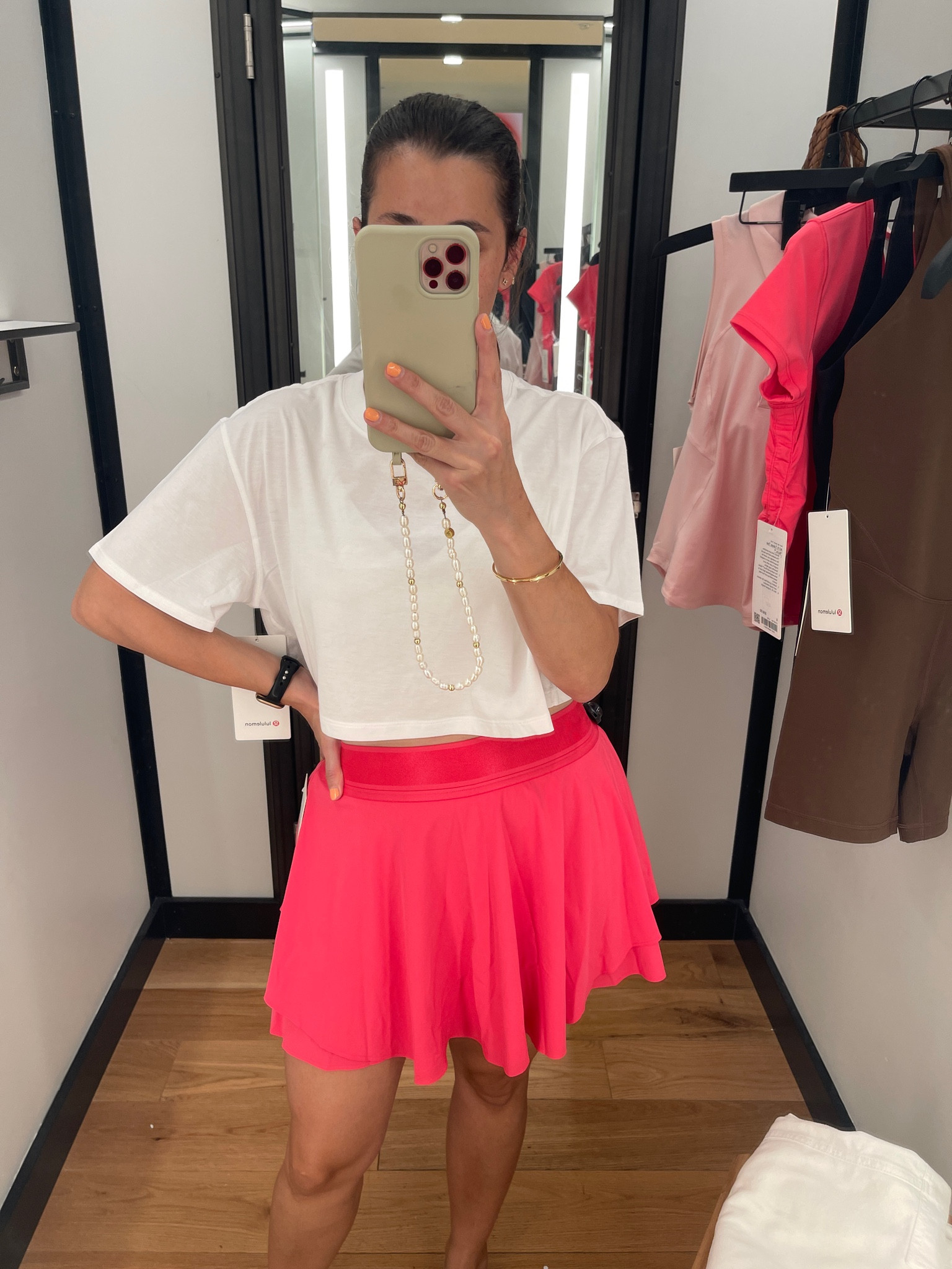 Cropped white top , pink skorts size 6 

#LTKFind #LTKSeasonal #LTKfit