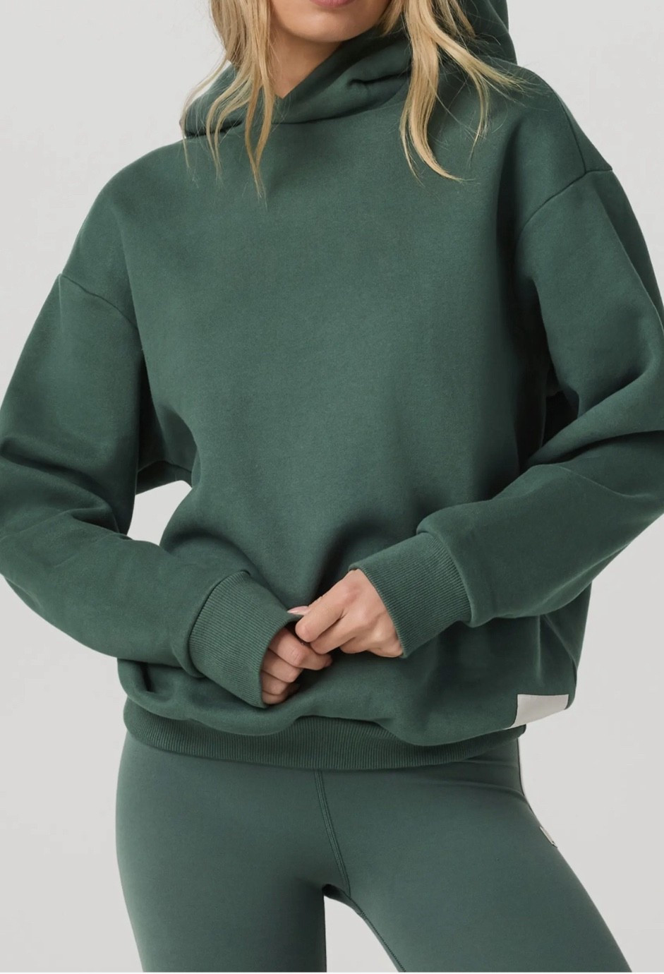 Sweats 
Sweatshirt 
Sweatpants 
Matching set
Sneakers 

#LTKfitnessgoals #LTKmorningroutine #LTKActive