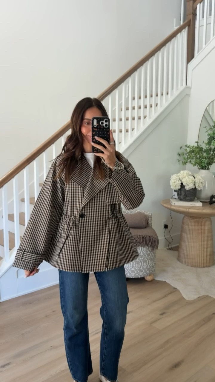 This plaid jacket is such a good fall layer. I love the belted shape with straight leg denim and Mary Janes for a classic outfit that feels a little more polished without being dressy.

plaid jacket, fall jacket, belted jacket, straight leg jeans, Mary Jane shoes, fall outfit, classic fall style, casual fall fashion, transitional outfit, women’s fall wardrobe, annabrstyle

#LTKootd #LTKgrwm #LTKdayinmylife