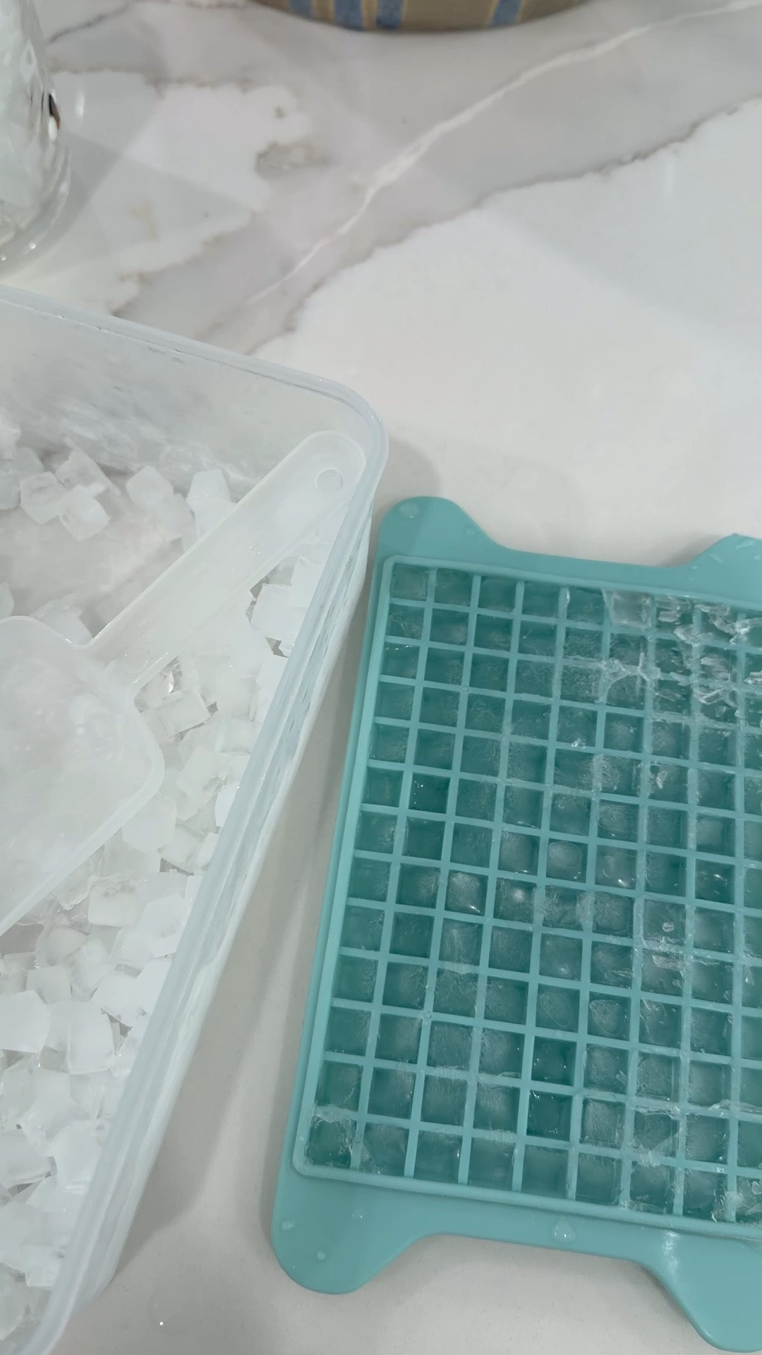 I love the nugget ice cubes and not having a machine. #icecubes #nuggetcubed 🤗

#LTKHome #LTKfoodie #LTKmorningroutine