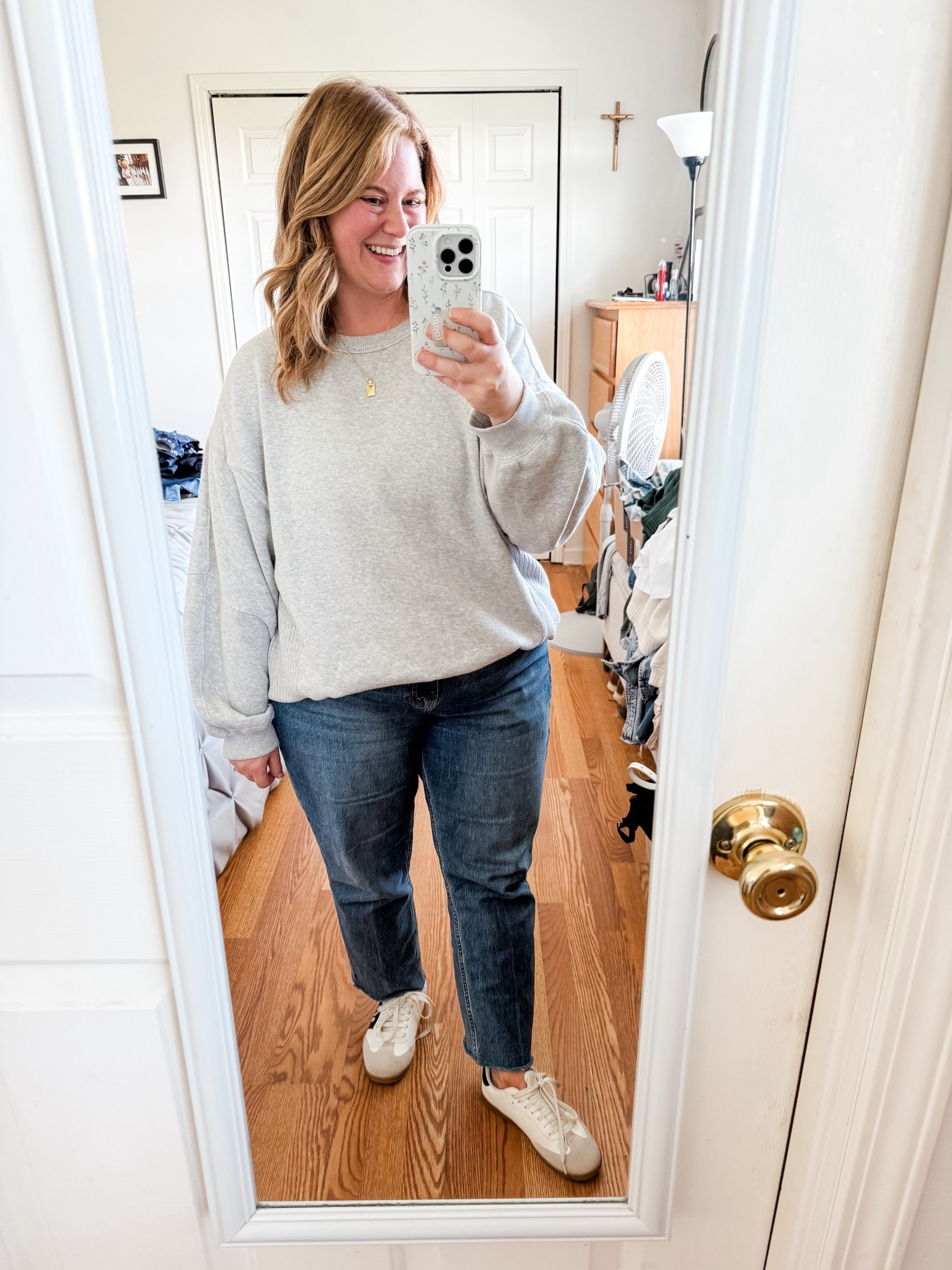 Wearing a large in my Aerie sweatshirt and it’s so cozy!! 33 short in my jeans.  Sweatshirt is on sale today! 


#LTKSaleAlert #LTKMidsize #LTKSeasonal