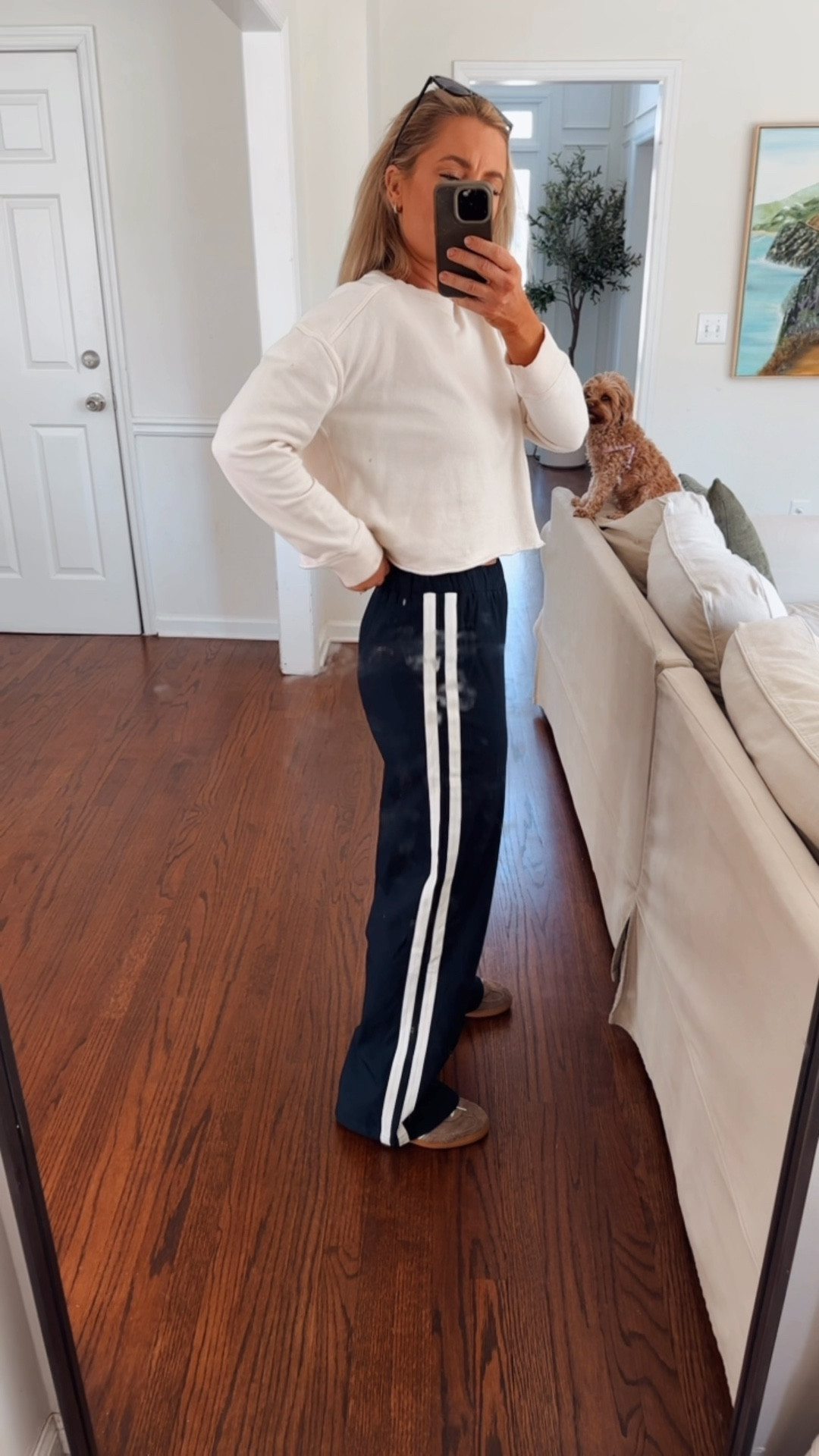 Track pants size mediumm

#LTKdayinmylife #LTKgrwm #LTKootd