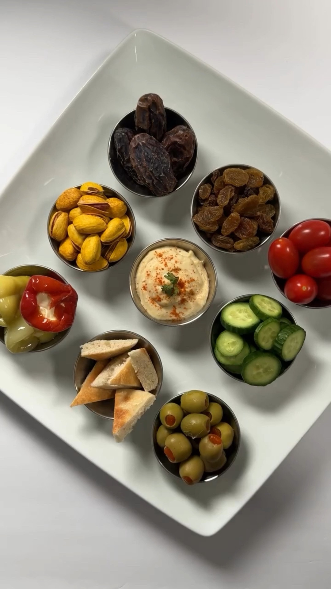 POV: Dinner is a snack plate made of Middle Eastern/Mediterranean staples. Balanced, fresh, and so satisfying! 🫒🥒🫓
 
@hummingbirdshq #partnership #detroithummingbirds

#LTKfoodie #LTKvlog #LTKdayinmylife