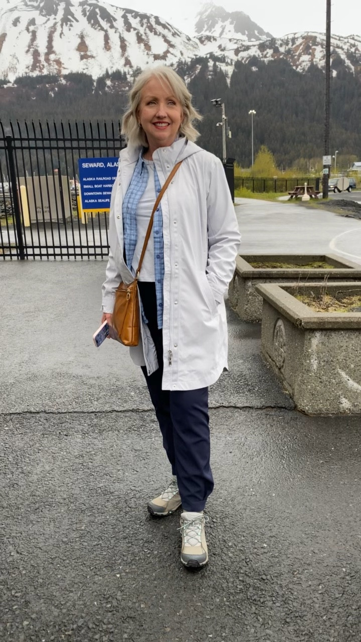 Got off the ship today. We had a marvelous time on the @regentcruises Seven Seas Explorer for the past 7 days. But we’re excited to explore Alaska on our own for the next 10 days. I’m bundled up for a walk around the coastal town of Seward and a whale watching excursion. We’re hoping to see Orcas today! ✨#explorealaska

#LTKTravel #LTKVideo #LTKActive