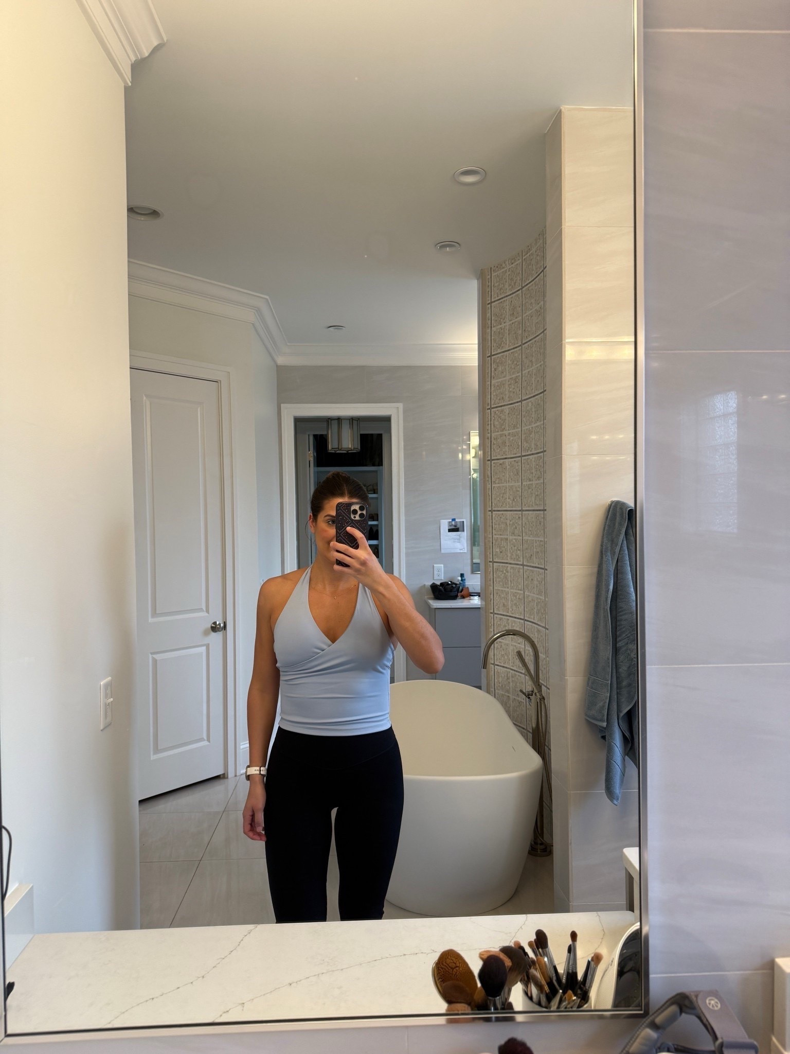 You guys know CSB is one of my top activewear brands!

TTS: M

Activewear, athleisure, tank top, fitness, fitness goals, errands outfit, leggings, activewear tops, gracewhitefit, Grace white

#LTKmomlife #LTKActive #LTKfitnessgoals