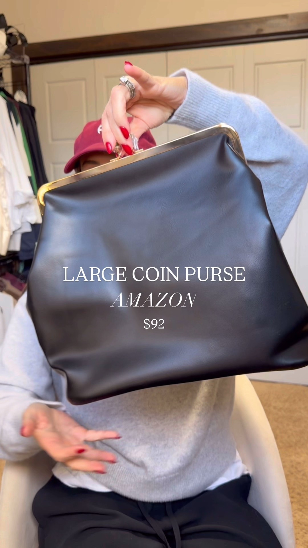 Large coin purse 👛 from Amazon

Leather is great quality! Hardware is a little meh 



#LTKootd