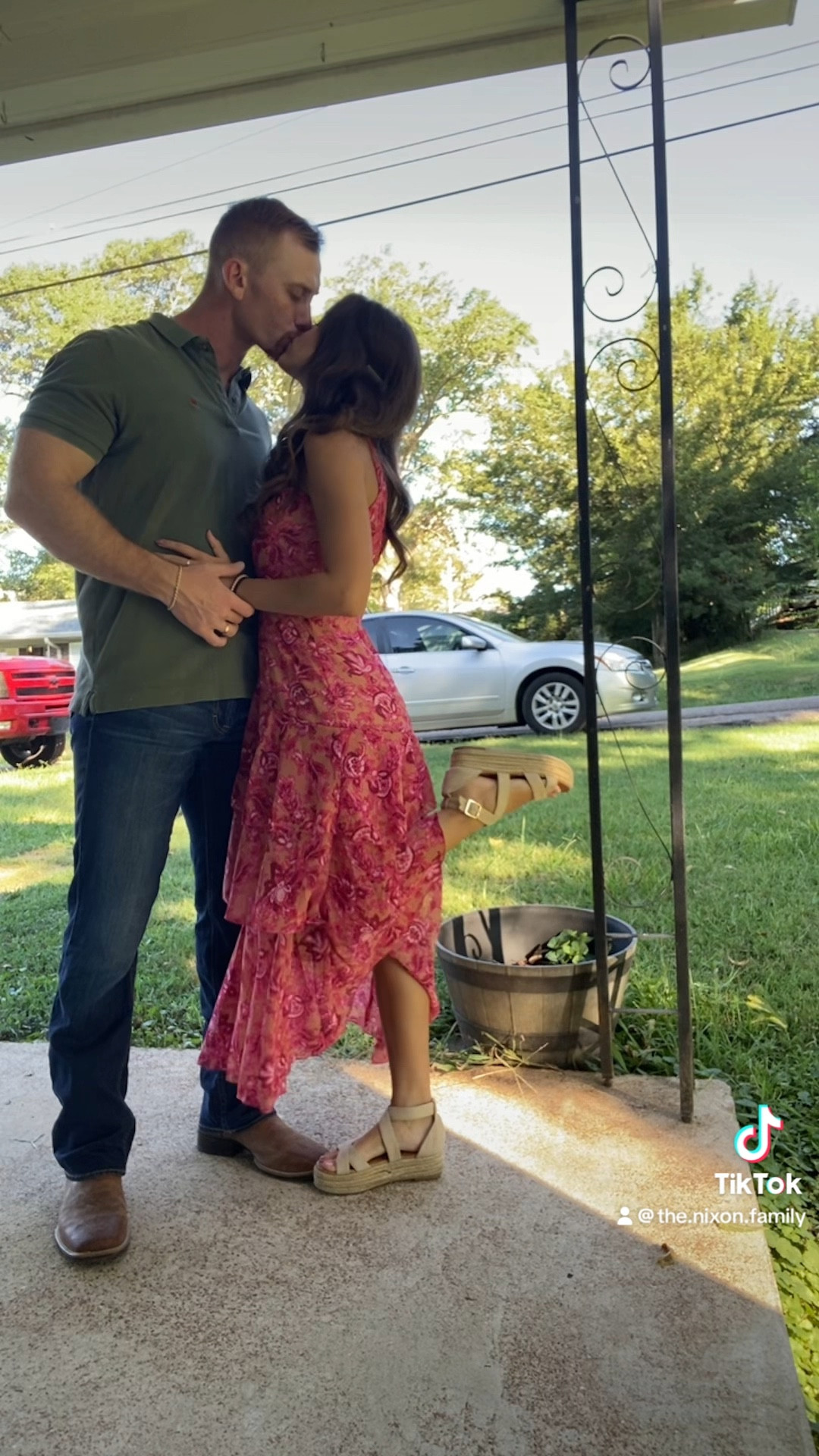 The perfect affordable wedding guest dress that can transition you from summer to fall! Pictured in size small!❤️‍🔥

#LTKFindsUnder50 #LTKStyleTip #LTKVideo