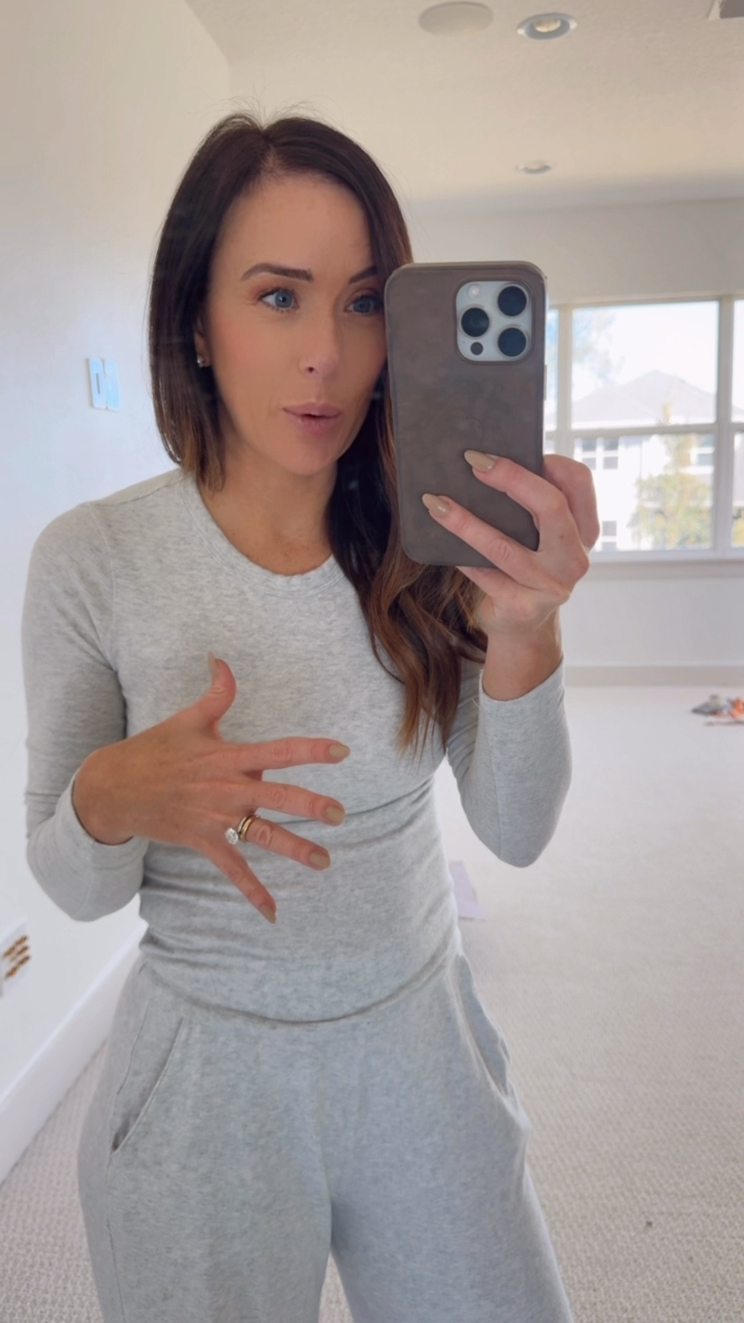 the softest, coziest lounge set 

#LTKFindsUnder100 #LTKSeasonal