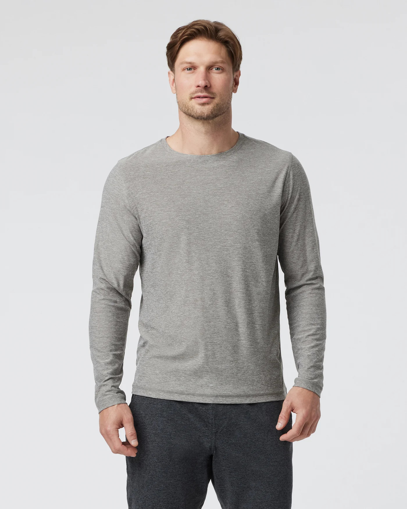 Long-Sleeve Strato Tech Tee | Heather Grey Shirt | Vuori | Vuori Clothing (US & Canada)