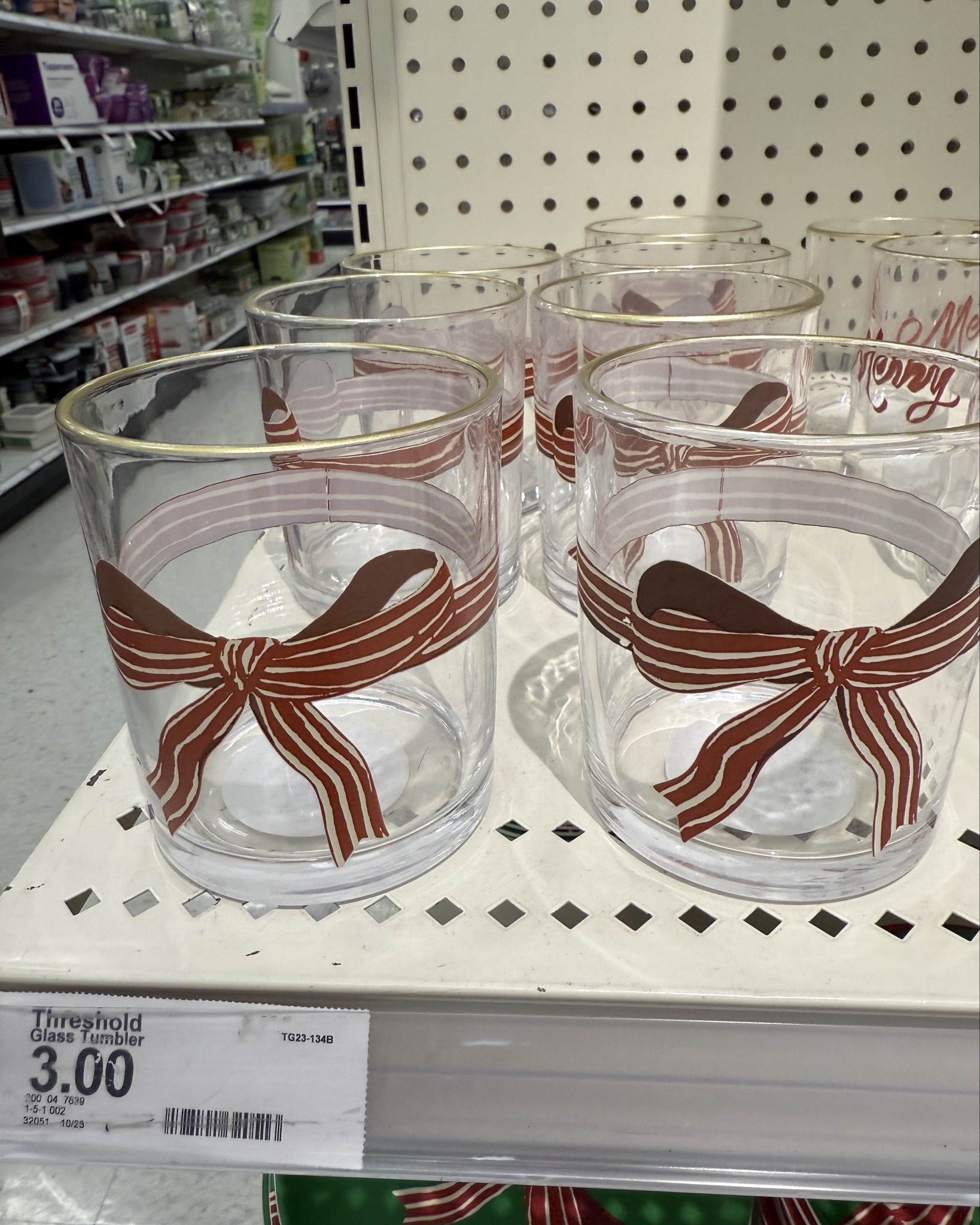 Holiday glassware! 

#LTKSeasonal #LTKHome #LTKHoliday