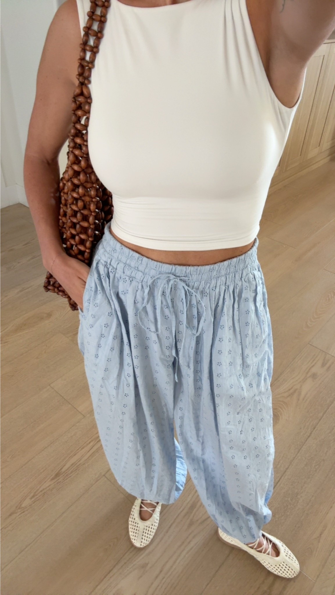 Todays outfit of the day 
Amazon top size XS
Walmart pants size XS 
@Anthropologie bag 
@adidas sneakers

#LTKdayinmylife #LTKgrwm #LTKootd