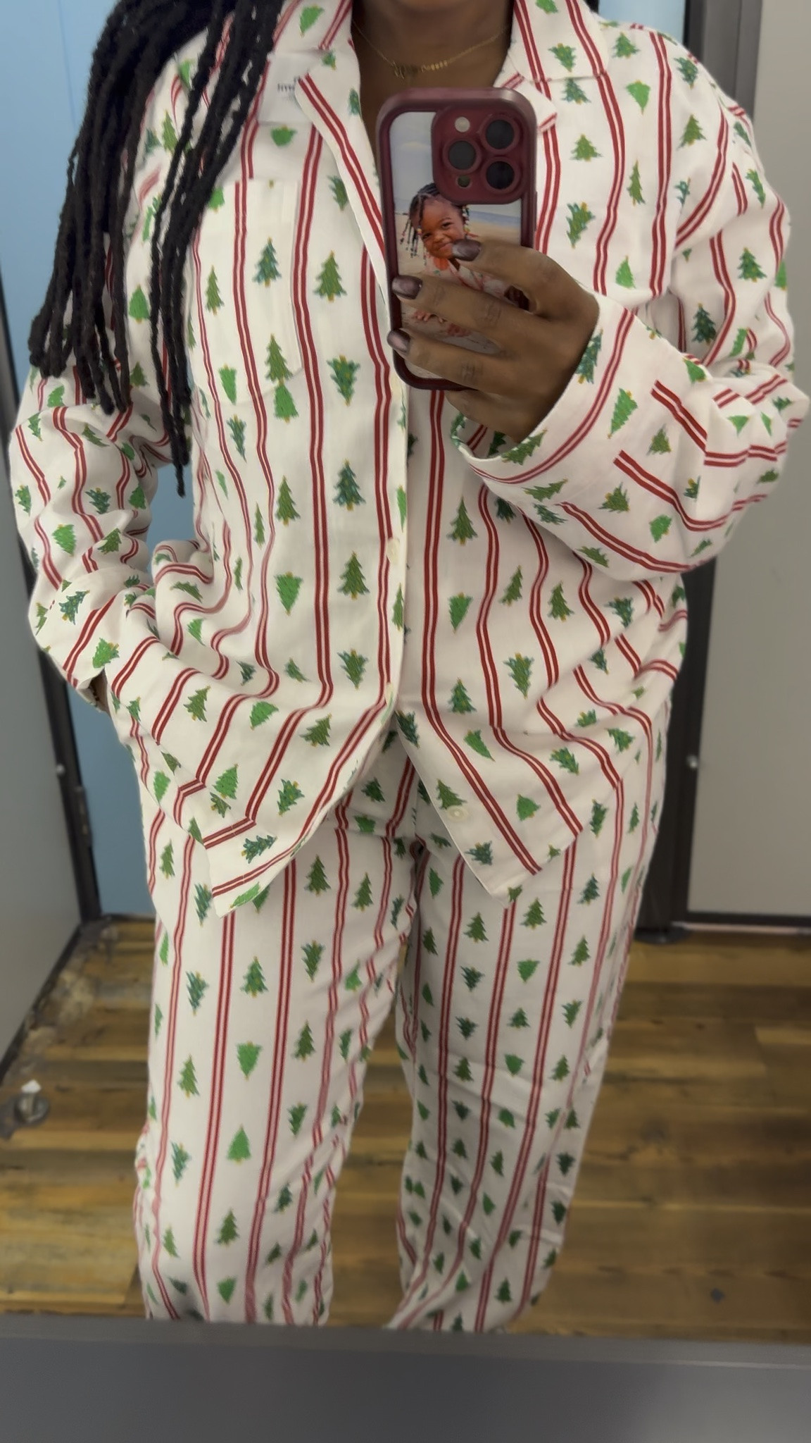 🚨 OLD NAVY CHRISTMAS PAJAMAS ARE BACK! 🎄🎅🏽

The CUTEST pajamas for the whole family are back and I already WANT THEM ALL!

🛍️ SHOP MY OLD NAVY CHRISTMAS PAJAMA PICKS ON MY LTK!

#OldNavy #ChristmasPajamas #LTKFinds