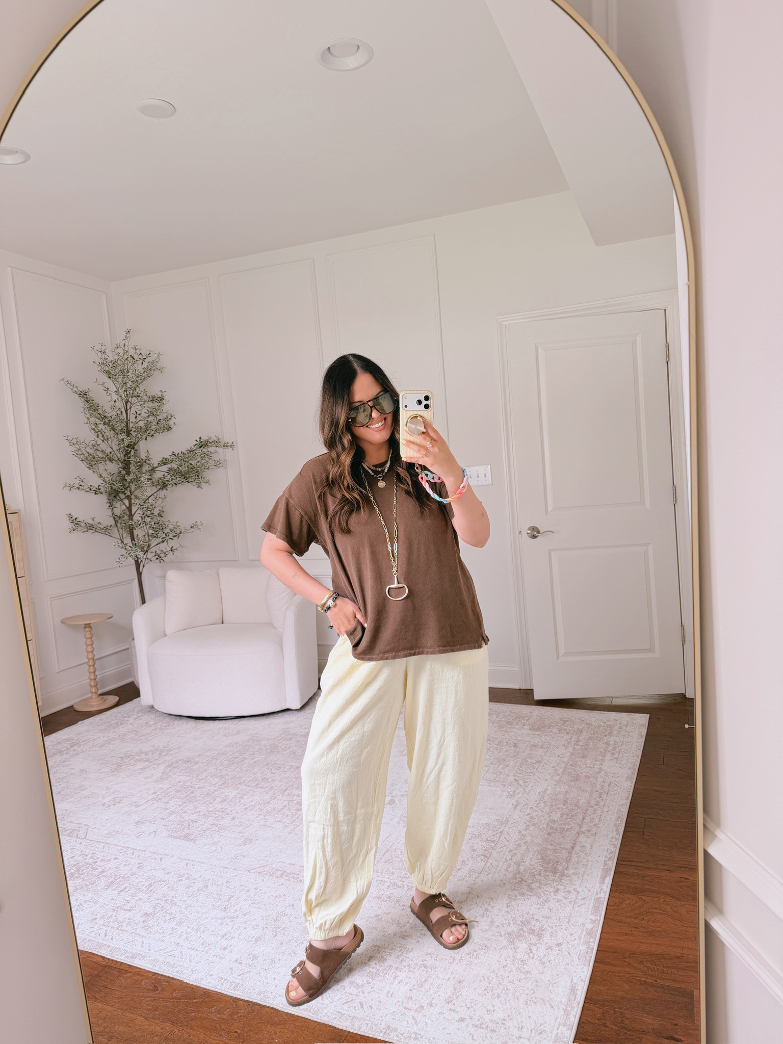 wearing a large

#LTKSeasonal #LTKMidsize