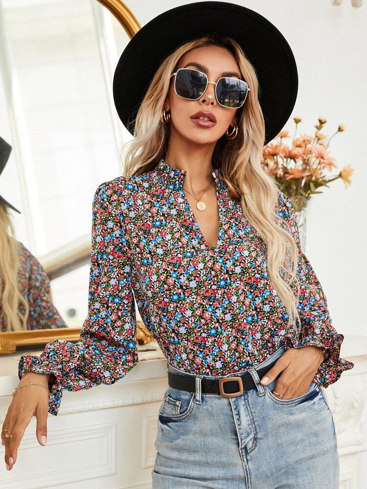Notch Neck Puff Sleeve Ditsy Floral Blouse | SHEIN