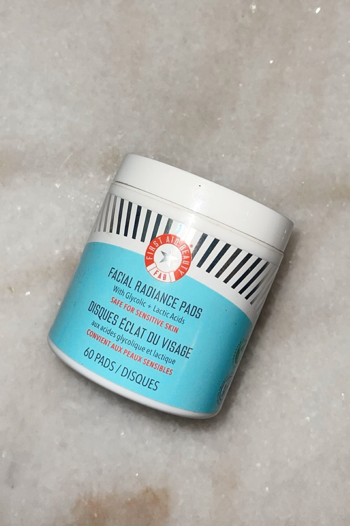 When it comes to makeup skin prep is so important!! These first aid beauty radiance pads are the perfect first step in your beauty routine 
-they gently exfoliate the skin and get any dry patches 
-they have glycolic + lactic acid leaving your skin with a glow 
These are must have in my kit 

#LTKBeauty #LTKFindsUnder50