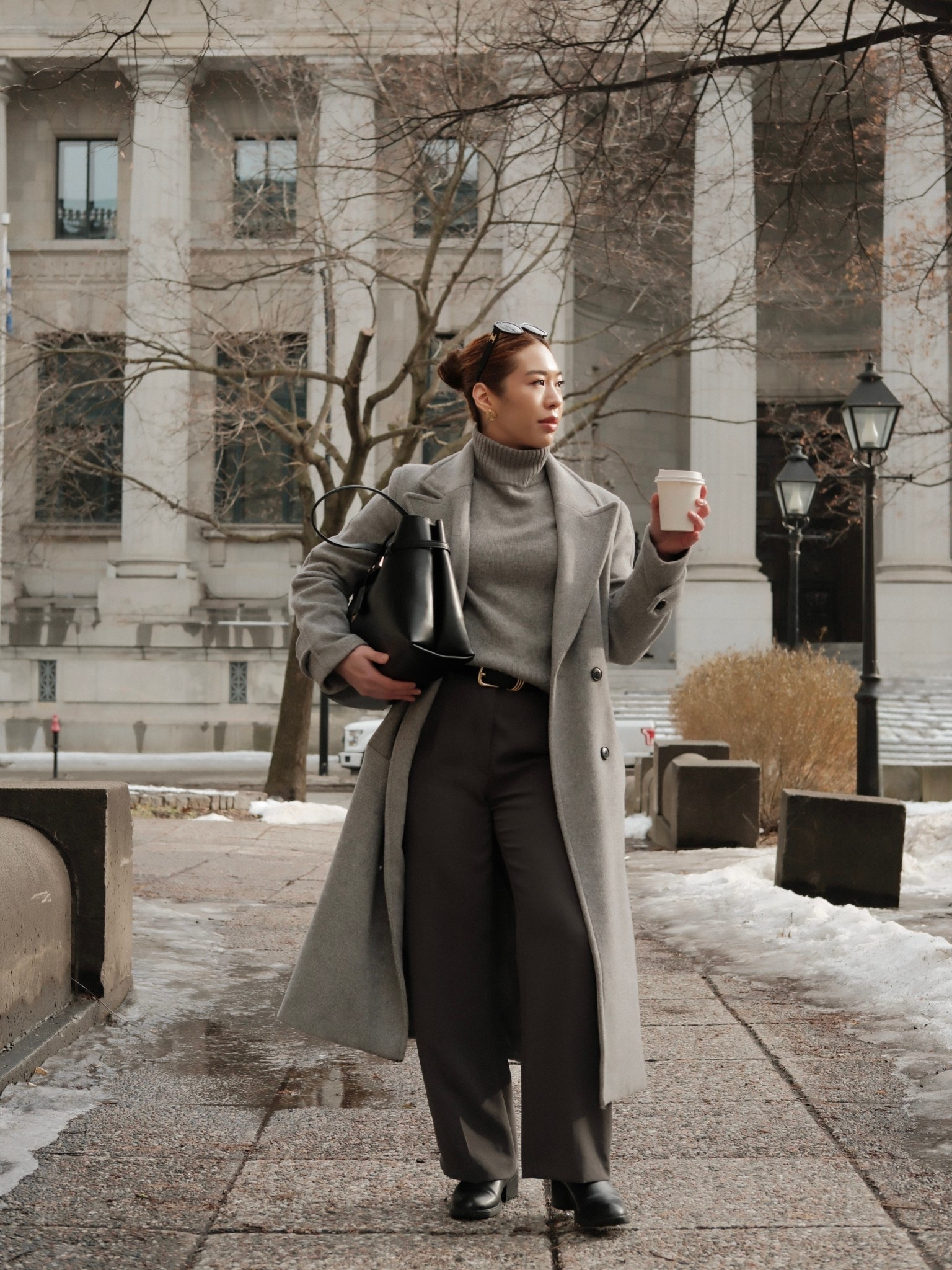 Winter monochrome grey outfit
Elegant chic style


#LTKootd #LTKWorkwear