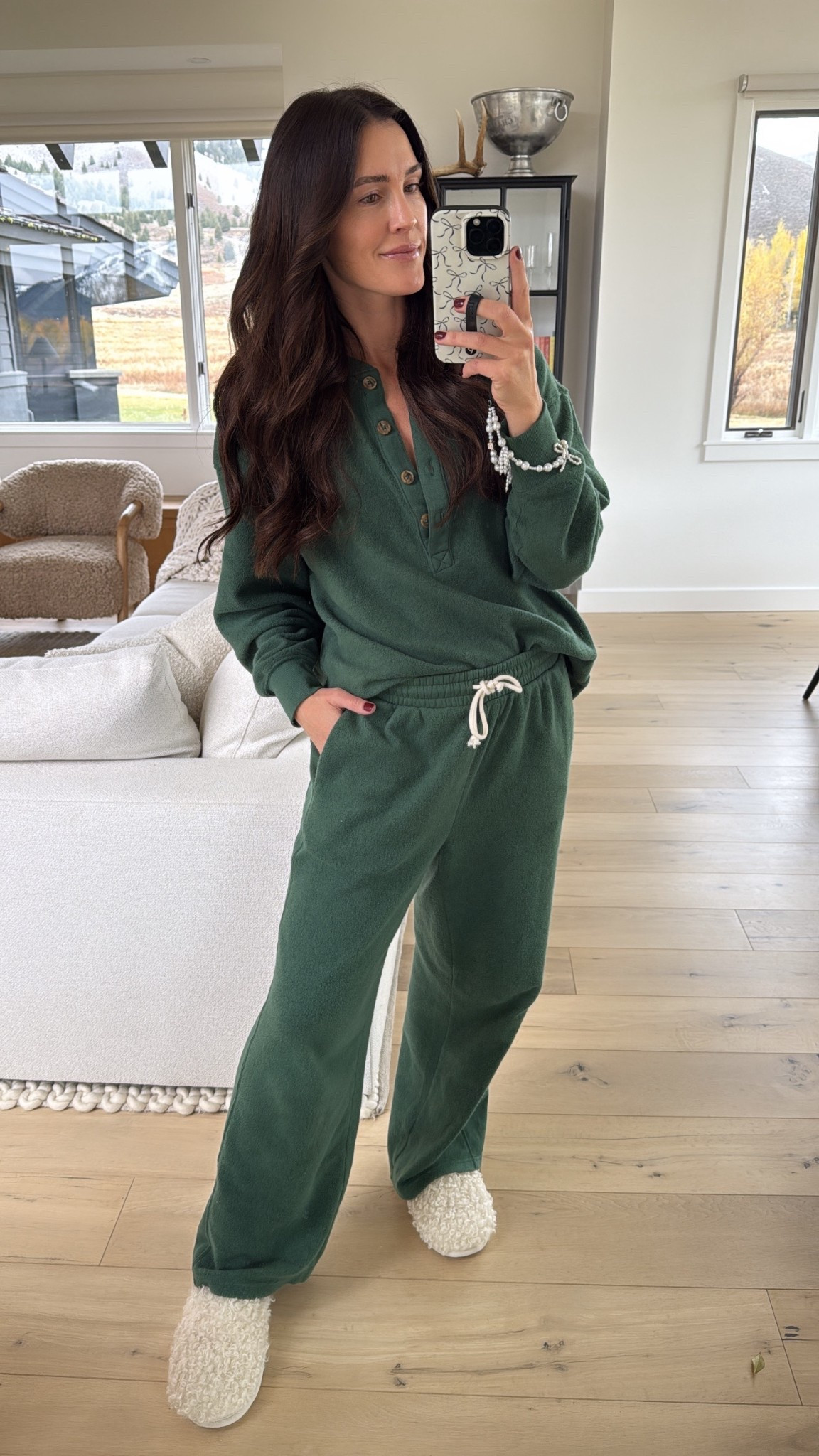 Tonight’s green fleece set! Runs big - wearing smalls 

Holiday loungewear 

#LTKStyleTip #LTKHoliday