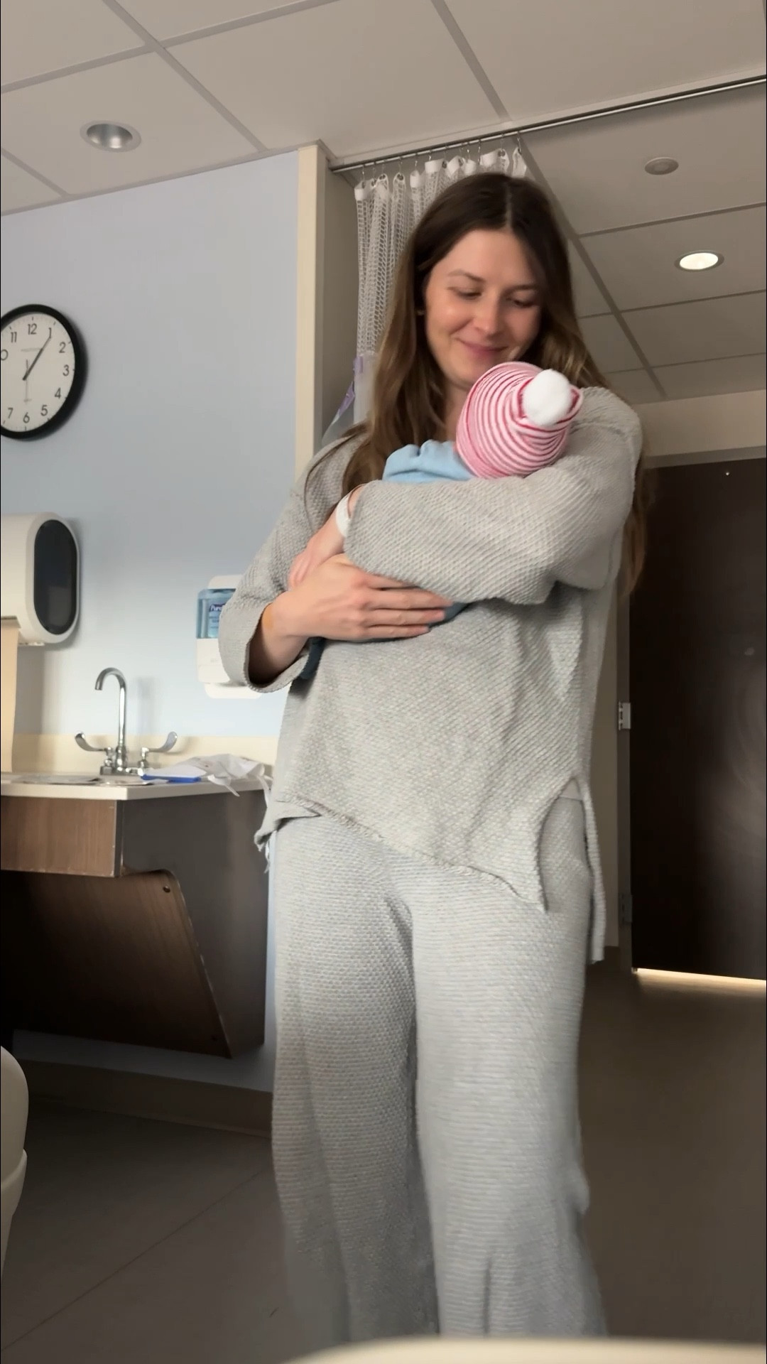 going home outfit🤍 one of my favorite sets, bump friendly and so comfy postpartum! tts!