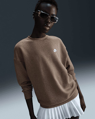 Nike Sportswear Club Fleece Women's Loose Crew-Neck Sweatshirt | Nike (US)