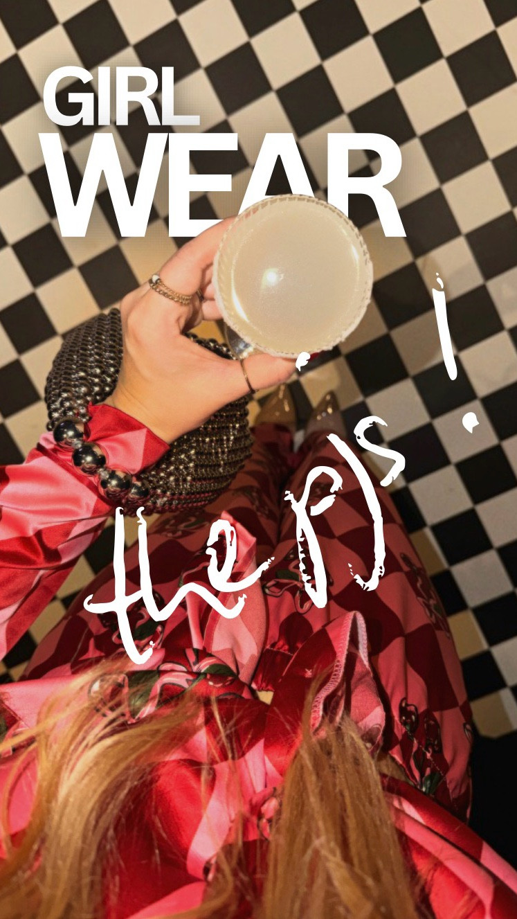 This mama only went & whipped out the £25 @tuclothing pjs to the party didn’t she ! ⚡️🪩 and with alllll thanks to you gorgeous girlies for giving me the confidence boost I needed to rock them !! 

TYSM LOVE YOU ALL XXX

I’ll pop pj link 🔗 in my Dec highlights , I’m wearing size 12 ! ( one size up ! ) 

I did a cheeky top button unbutton 🤩 and tied the bottom of the top to make it feel a little bit extra ! 

Who said you can’t wear pjs out out 😛 xxx

@motheragentmgmt 🫶🏽✨ 

#mumstyle #festiveoutfit #christmaspartyoutfit