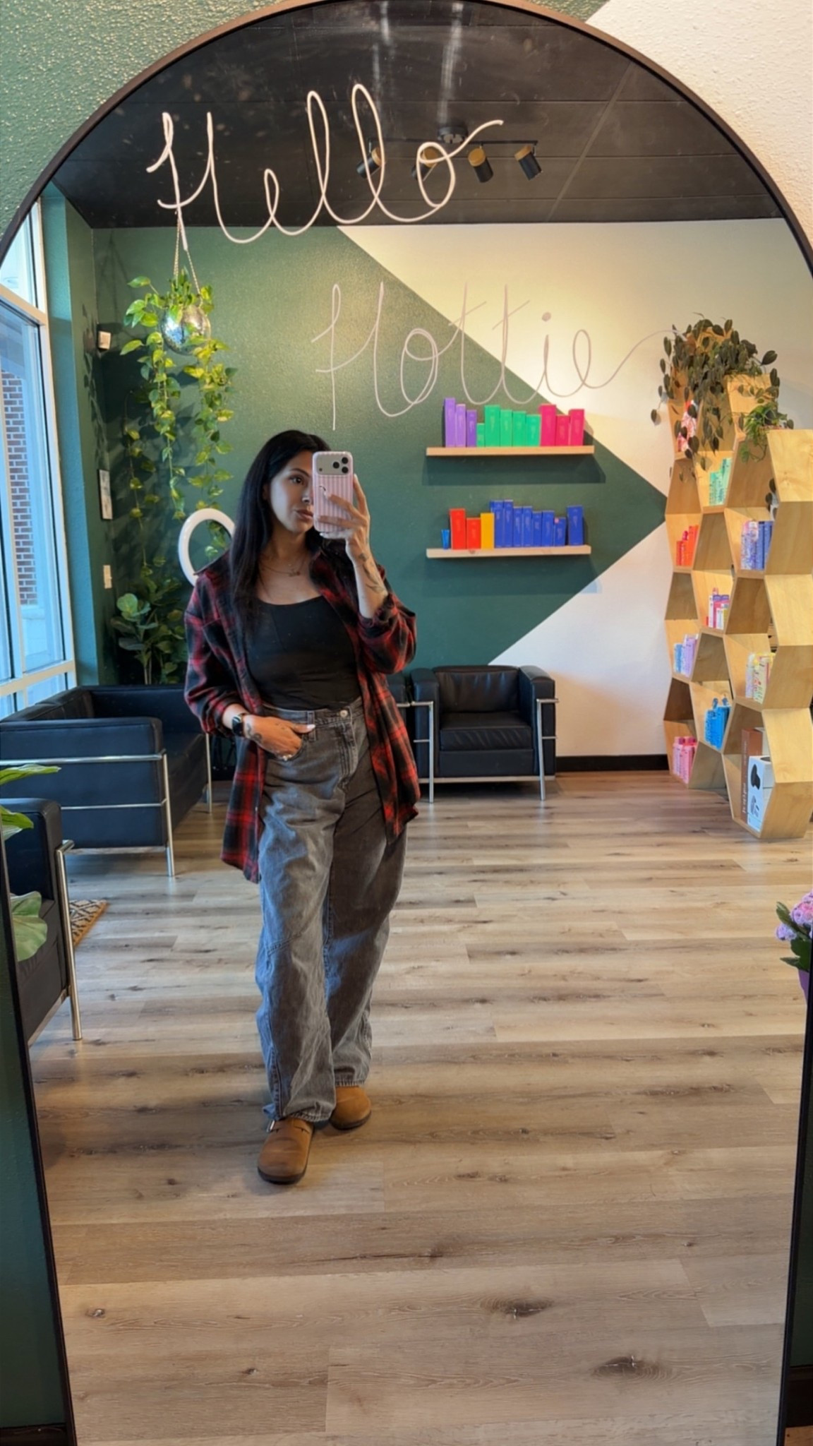 Today’s OOTD was straight out the 90’s 

#LTKSeasonal #LTKootd #LTKMidsize