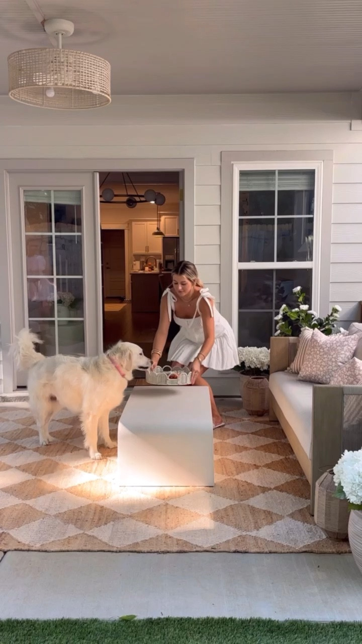 Back porch refresh🤍



Decor, home styling, spring home refresh, outdoor, patio, players, furniture, lighting, throw pillows, sidneymarieduke 

#LTKdayinmylife #LTKHome #LTKSeasonal