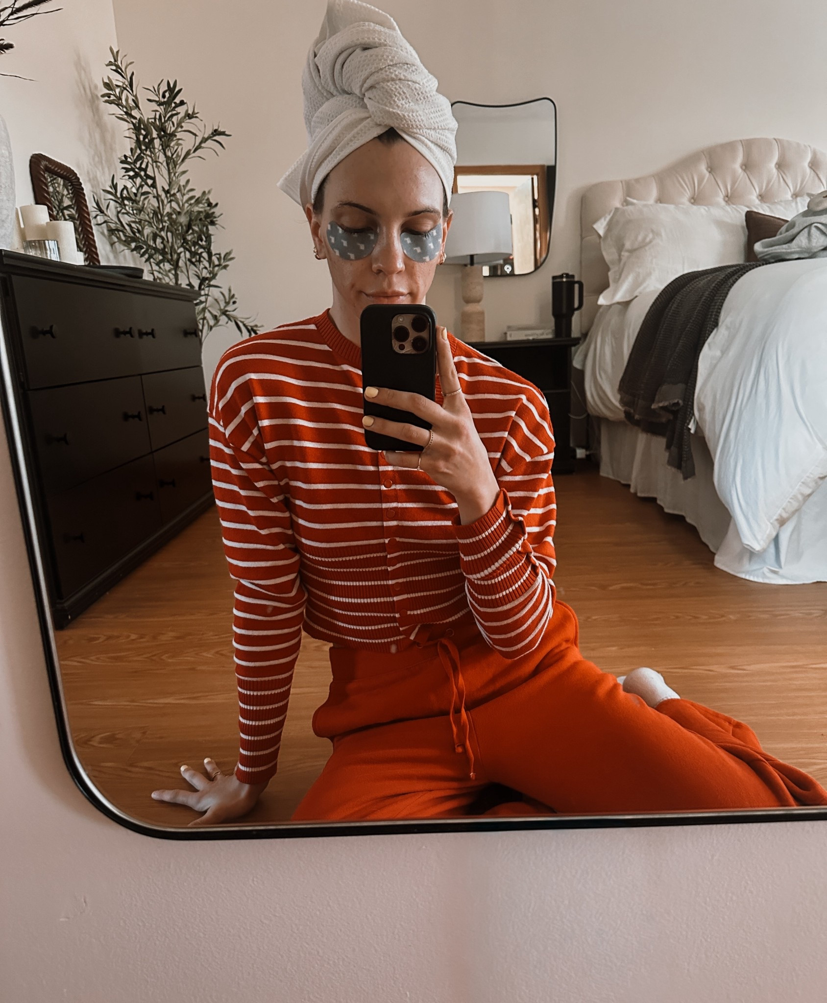 OOTD + morning masking

#LTKgrwm #LTKootd #LTKBeauty