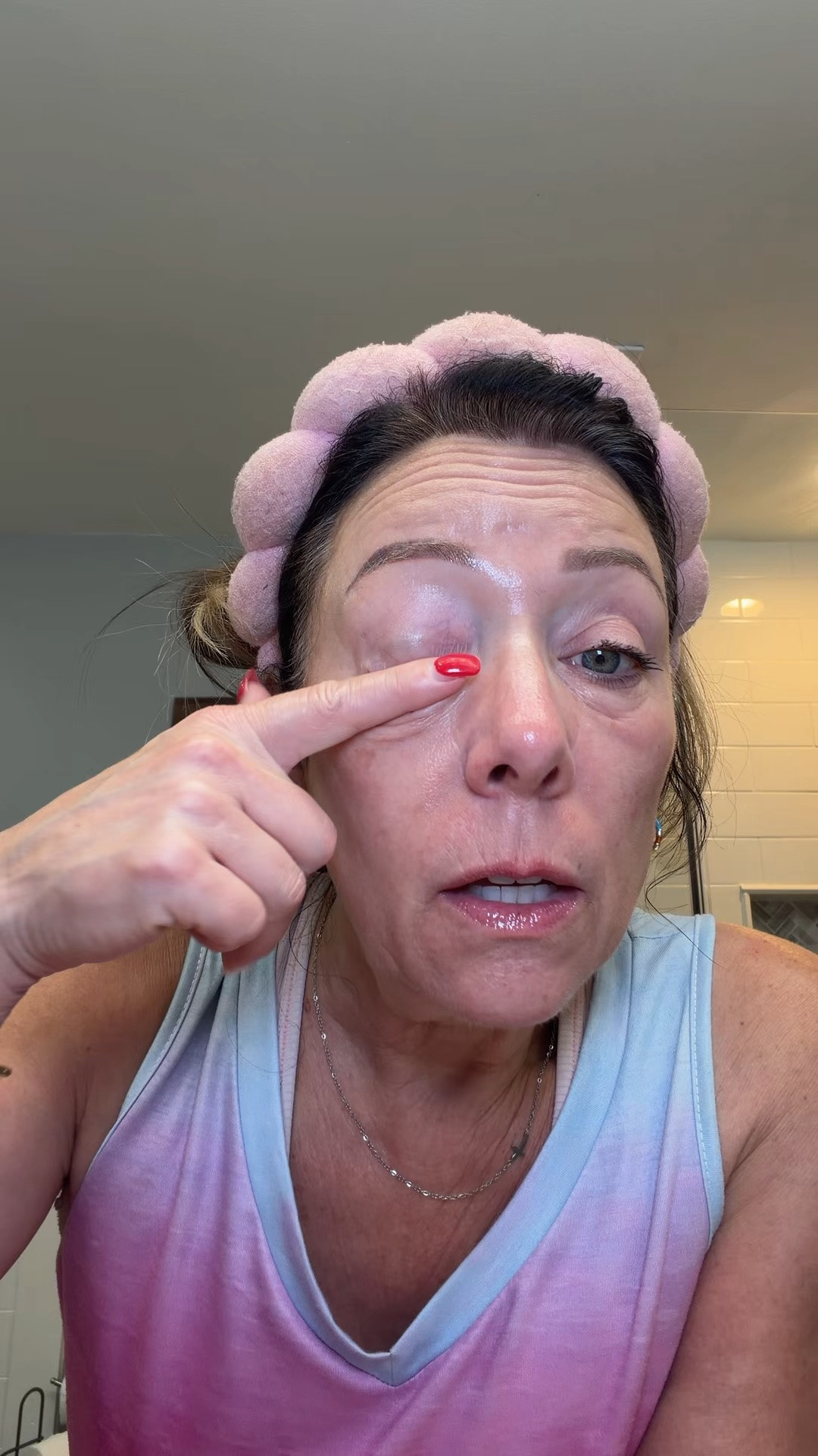 But this Maybelline mascara has been one I keep reaching for because my lashes still look good hours later. #maybelline
#maybellinemascara
#drugstoremakeup
#lashgoals
#over50beauty