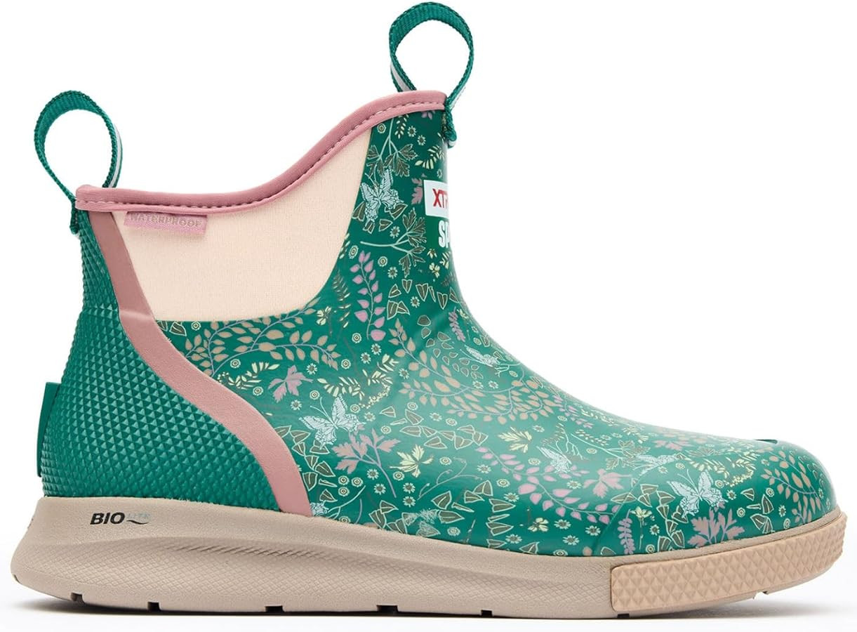 Xtratuf Women's Ankle Deck Boot Sport, Green, Size 9(M) | Amazon (US)