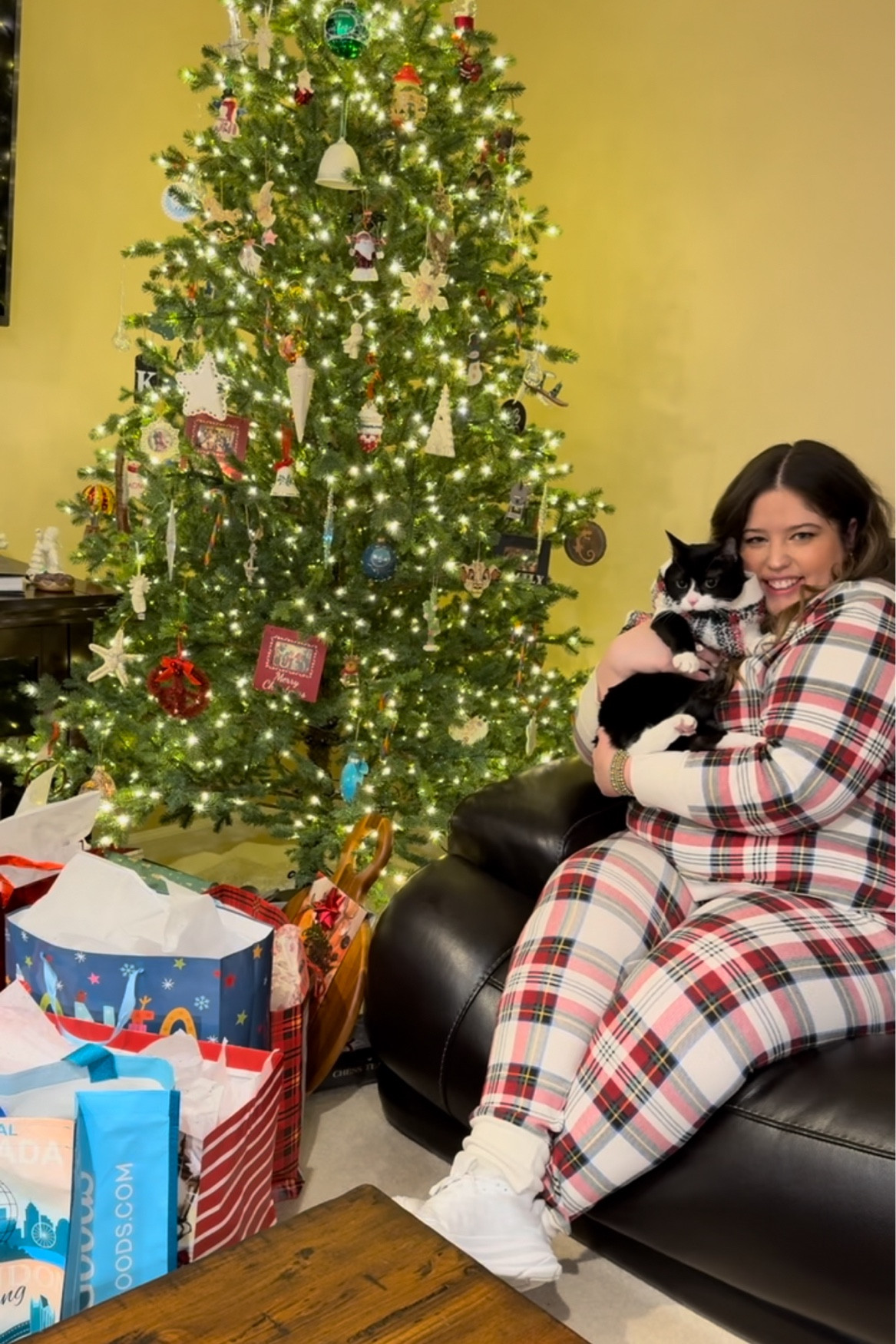 matching Christmas PJs with my babes🫶🏼  love these family photos 

#LTKSeasonal #LTKPlusSize #LTKHoliday