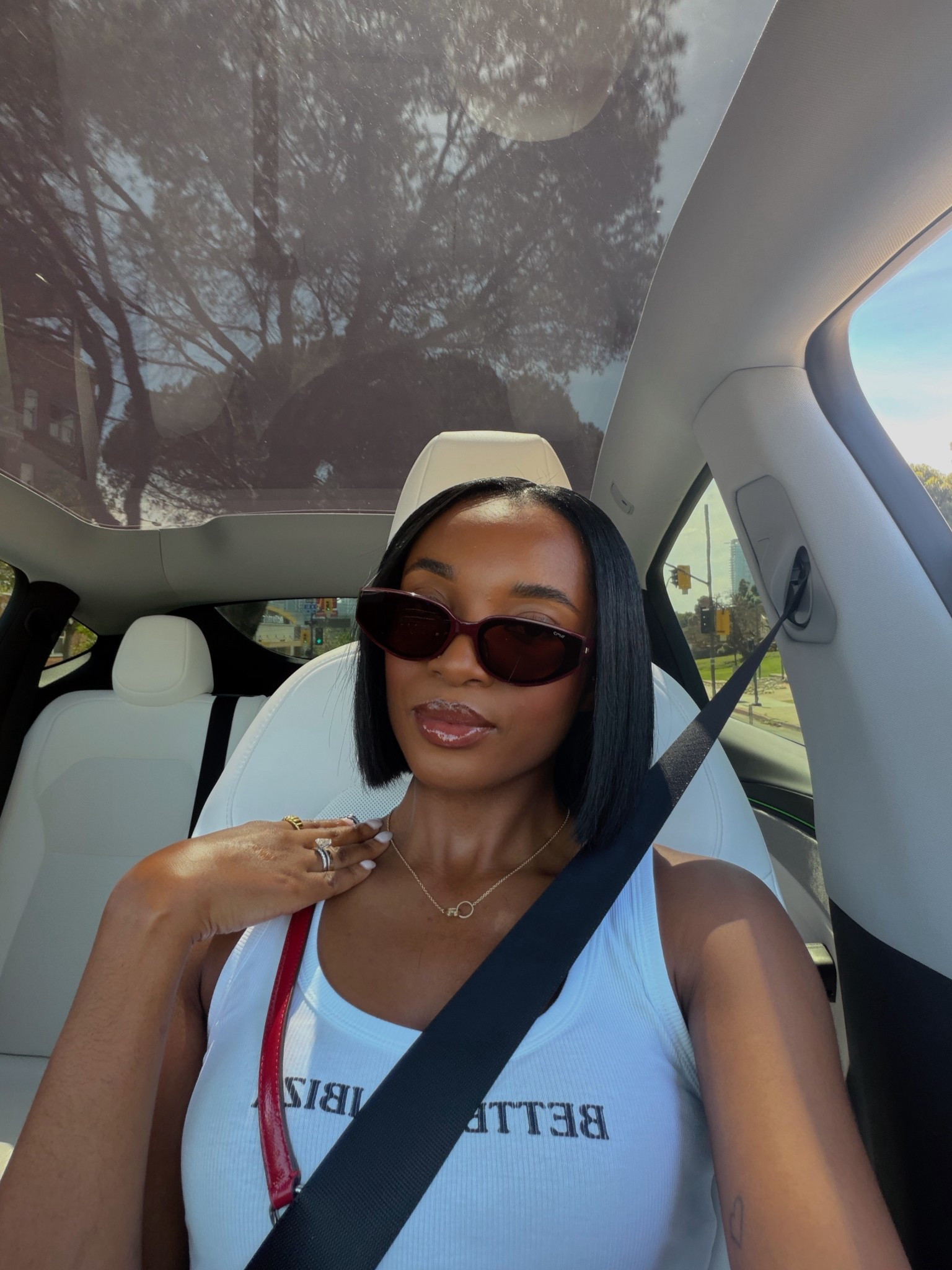 The perfect cherry cat eye sunglasses 