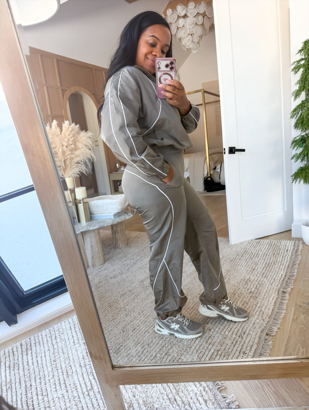 Today's set from Walmart! Both pieces are only $20 and it comes in black as well.🤍 

 #LTKgrwm #LTKootd