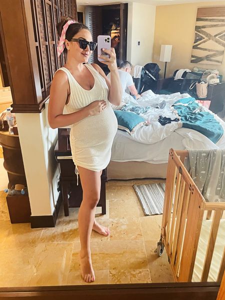 Just ignore the mess that is our hotel room and focus on this bump friendly cover up! 🤰👙 I think I just might have to purchase it in more colors! It’s a "one size fits most”

Bump style, pregnant

#LTKbump #LTKswim #LTKunder50