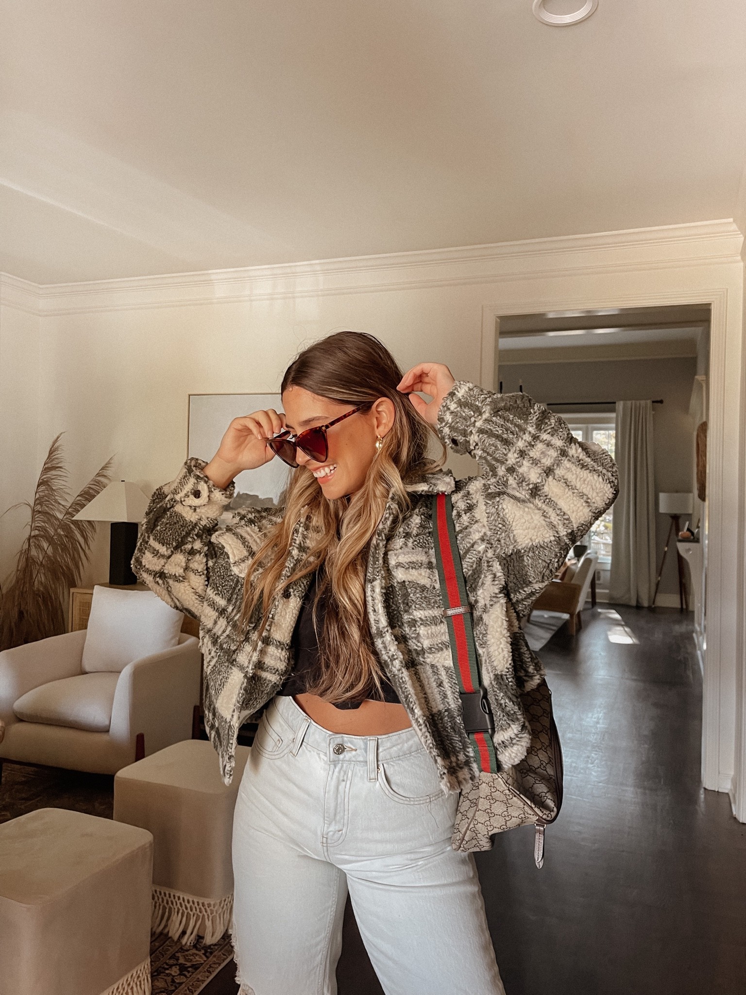 Can’t get over this cropped shacket 😍 linked it in the bio and use code ana25 for 25% off! 

#LTKstyletip #LTKSeasonal