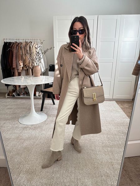 New Demellier bag in taupe croc. Taupe outfit ideas. How to style white jeans in the fall. 

Coat - Mango xxs
Sweater - Jenni Kayne xxs
Jeans - DL1961 25
Boots - Rag & Bone 5
Sunglasses - Celine 
Bag - DeMellier 