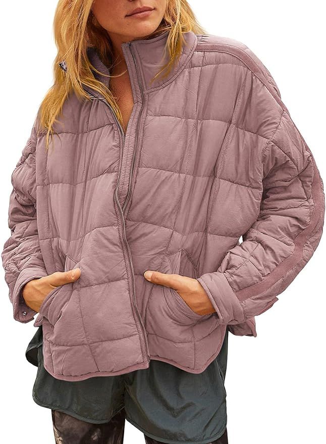Aiopr Women's Oversized Lightweight Down Coat Long Sleeve Zip Packable Short Puffer Jackets | Amazon (US)