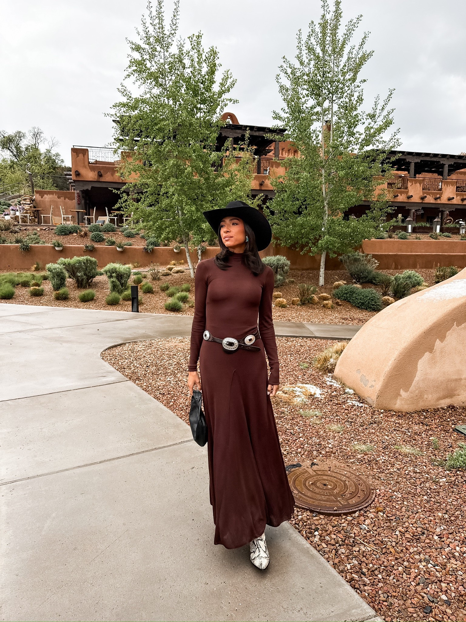 Santa Fe outfit 🌵 Wearing size XS maxi dress


Western dress
Spring dress
Spring outfit 
Spring fashion
Date night outfit 

#LTKTravel #LTKSeasonal #LTKStyleTip