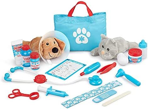 Melissa & Doug Examine and Treat Pet Vet Play Set (24 pcs) | Amazon (US)