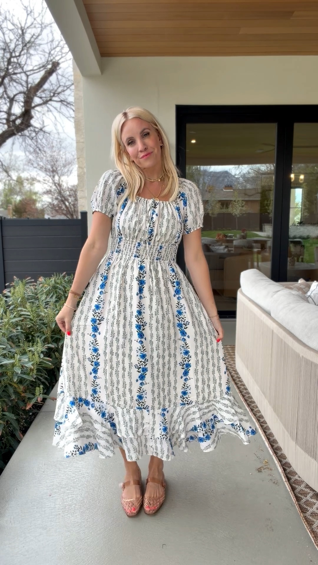 Here is another dress! This print is so fun for summer! Size M

#LTKgrwm #LTKootd #LTKmomlife