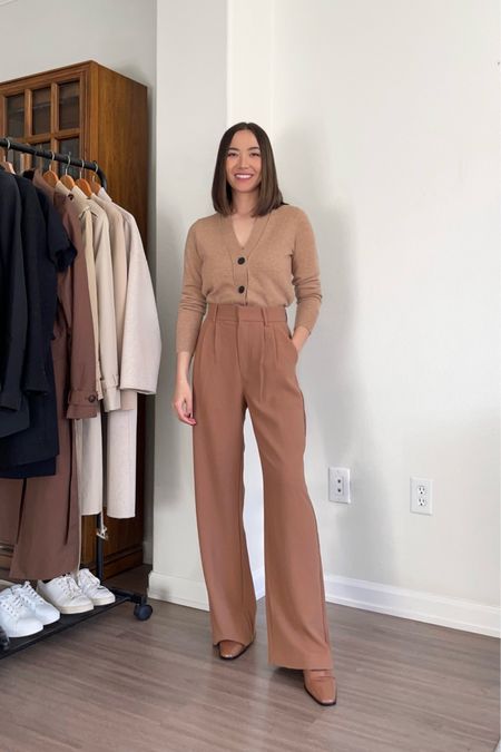 Workwear with one of my comfiest trousers recommendations - business casual 

Trousers - xs, 15-20% off at Abercrombie
Cashmere v neck cardigan - xs 
Penny loafers 

#LTKsalealert #LTKworkwear #LTKunder100